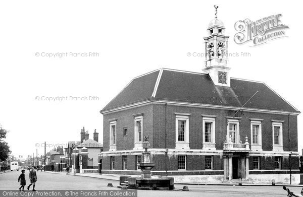 Photo of Braintree, Manor Street And Town Hall c.1955