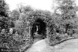 Public Gardens 1909, Braintree