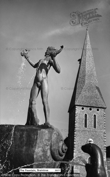 Photo of Braintree, The Fountain c.1960