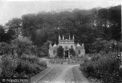 Park, The Museum 1909, Bramham