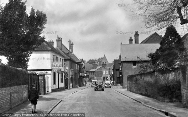 Photo of Bramley, High Street 1939