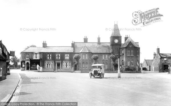 Photo of Brandon, Market Place And School 1925