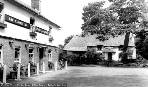 Photo of Bransgore, The Crown Inn c.1960