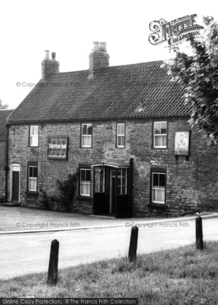 Photo of Brantingham, Triton Inn  c.1955