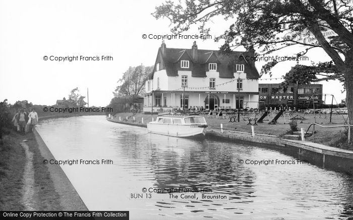 Photo of Braunston, The Canal c.1955
