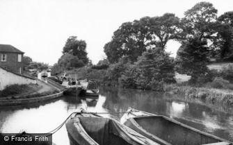 Braunston, the Canal c1965