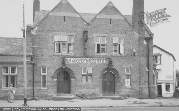 Photo of Braunton, George Hotel c.1960