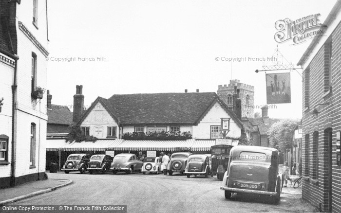 Photo of Bray, The Hind's Head Hotel c.1955