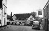 The Hind's Head Hotel c.1955, Bray
