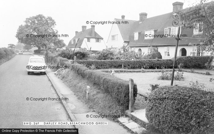 Photo of Breachwood Green, Darley Road c.1965