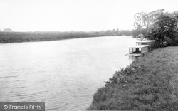 The River Avon c.1955, Bredon