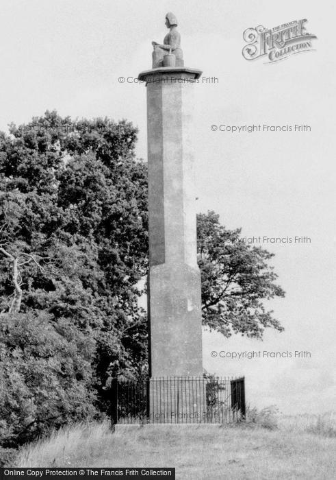 Photo of Bremhill, Maud Heath Monument c.1960