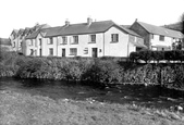 Stag Hunters Inn c.1945, Brendon