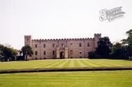 Syon House 2000, Brentford