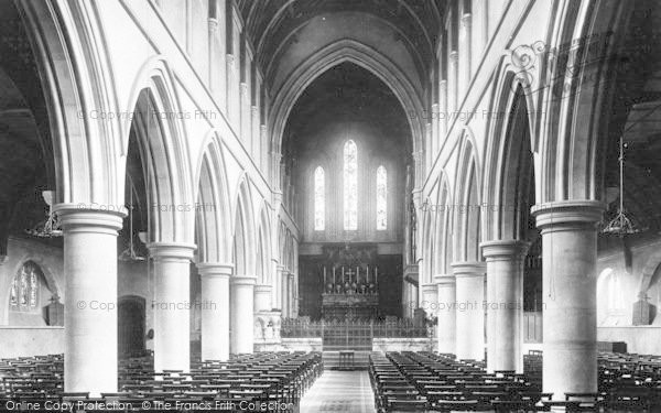 Photo of Brentwood, Church Of St Thomas The Martyr, Interior 1895