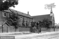Grammar School And Hunter's Elm 1895, Brentwood