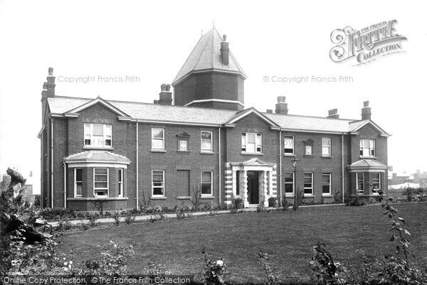 Photo of Brentwood, Highwood School 1904
