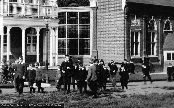 Photo of Brentwood, Poplar Training School Pupils 1909