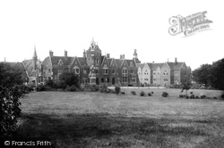 The Asylum 1897, Brentwood