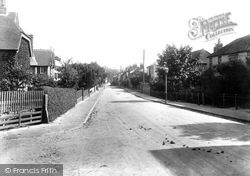 Canterbury Hill 1903, Bridge