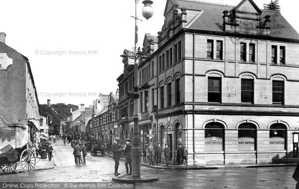 Photo of Bridgend, Caroline Street 1910
