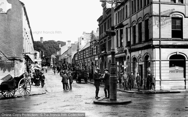 Photo of Bridgend, Caroline Street 1910