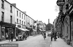 Caroline Street 1950, Bridgend