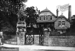 Cottage Hospital 1898, Bridgend