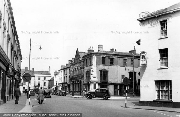 Photo of Bridgend, Dunraven Place c.1955