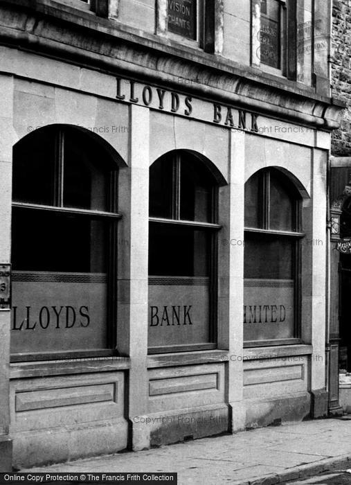 Photo of Bridgend, Lloyds Bank, Adare Street 1910