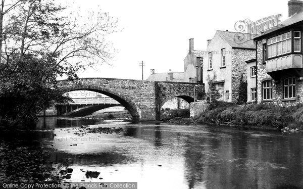 Photo of Bridgend, Stone Bridge 1938