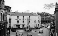 Wyndham Hotel 1960, Bridgend