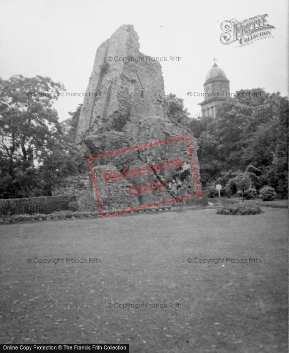 Photo of Bridgnorth, Castle 1948