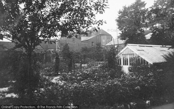 Photo of Bridgwater, Blake Gardens 1936