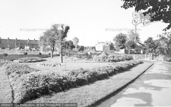 Photo of Bridgwater, Blake Gardens c.1955