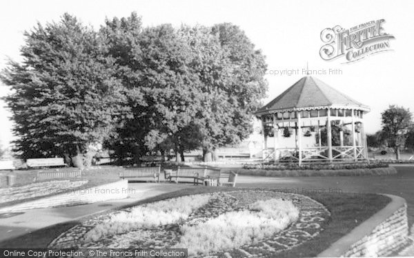 Photo of Bridgwater, Blake Gardens c.1965