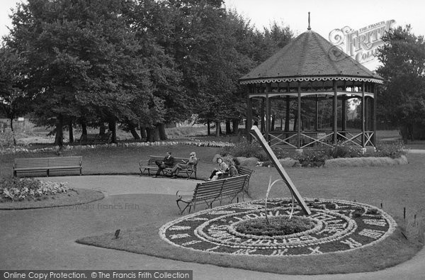 Photo of Bridgwater, The Flower Sundial, Blake Gardens c.1955