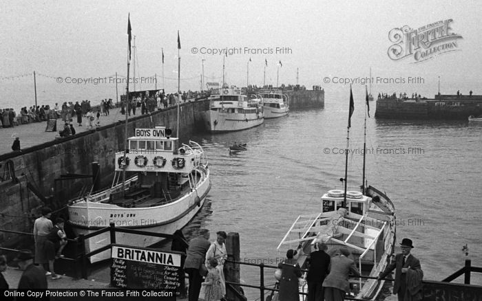 Photo of Bridlington, Harbour c.1958