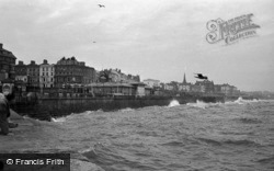 Prince's Parade From Harbour 1951, Bridlington