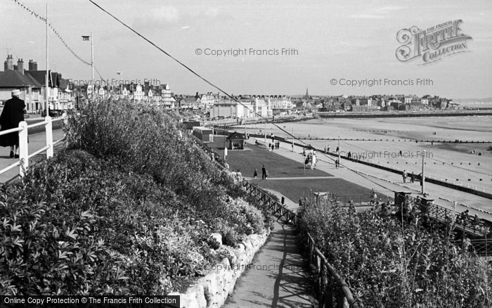 Photo of Bridlington, South Beach c.1957