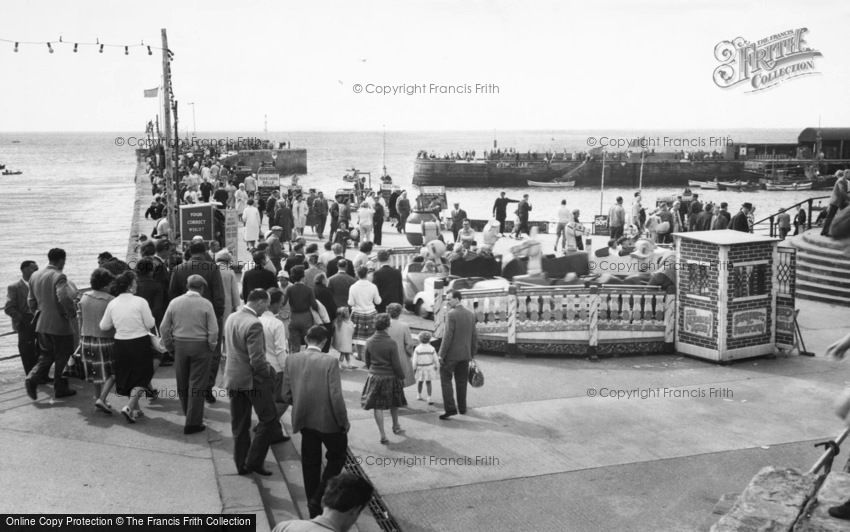 Bridlington, the North Pier c1960