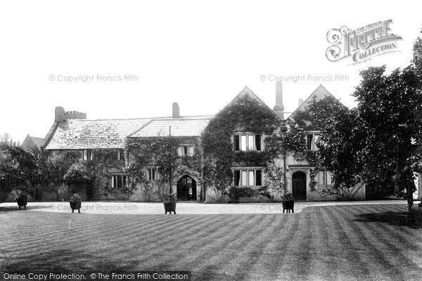 Photo of Bridport, Wykes Court 1909