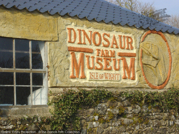 Photo of Brighstone, Dinosaur Farm Museum 2005