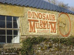 Dinosaur Farm Museum 2005, Brighstone