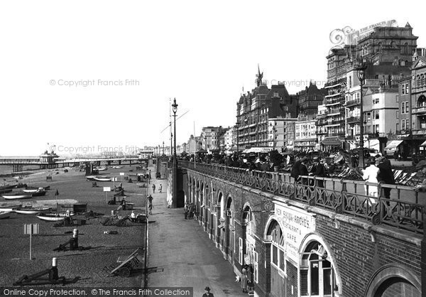 Photo of Brighton, King's Road 1921