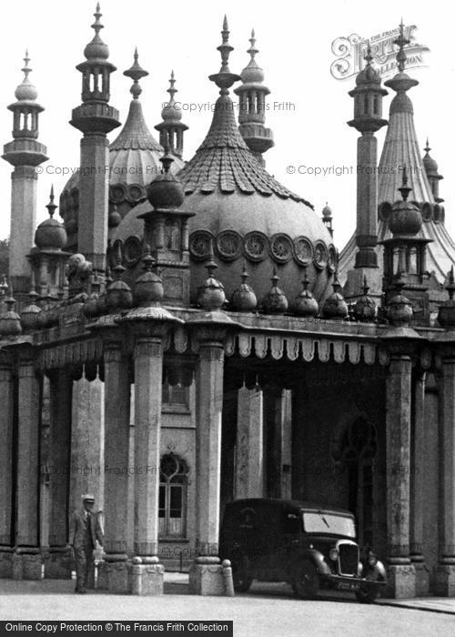 Photo of Brighton, Pavilion Entrance c.1955