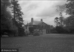 Hyde End House 1939, Brimpton