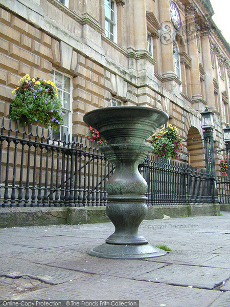 Photo of Bristol, One Of The Pillars ('nails'), Corn Exchange, Corn Street 2005