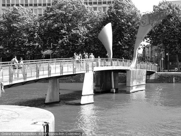 Photo of Bristol, Pero's Bridge 2005