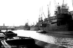 The Docks c.1950, Bristol